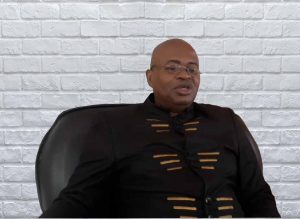 professeur Mathias Eric Owona Nguini